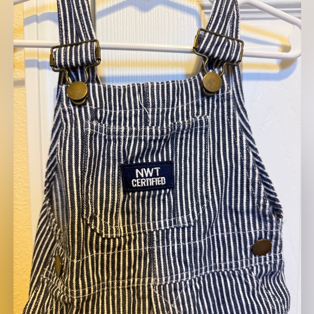 ✨ Vintage 1990’s NWT Navy & White Striped Overalls
